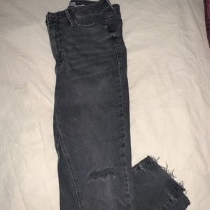 Old Navy Rockstar High waisted Cropped Jeans